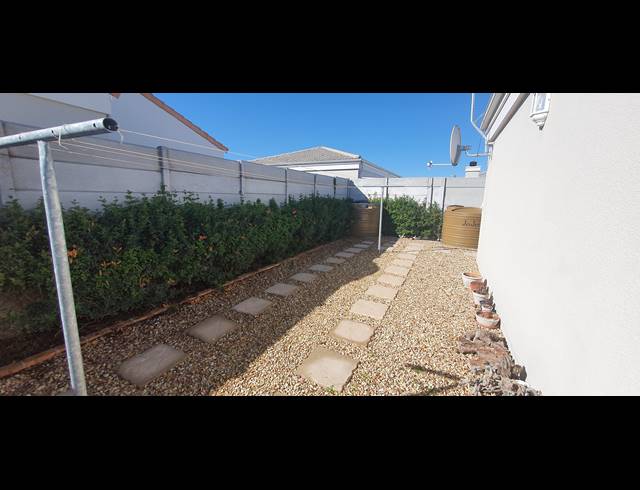 3 BEDROOM HOUSE RENTED IN SUNNINGDALE